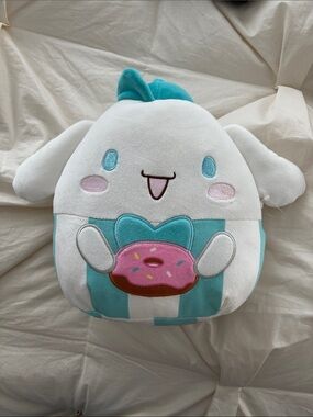 Cinnamoroll Squishmallow - Sanrio